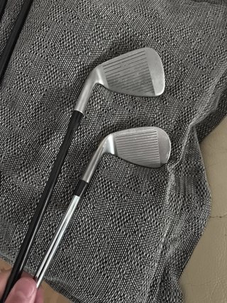 Palos de golf( wedges, híbridos y maderas)