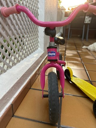 Bicicleta y patinete infantil