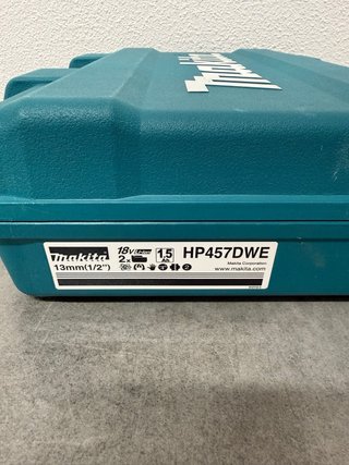 Taladro Makita HP457DWE con 2 baterías y cargador
