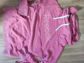 Sudadera Reebok cuello chimenea rosa Talla M