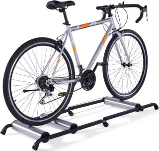 bicicleta. rodillo para entrenamiento
