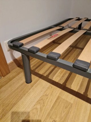 Somier de láminas madera y metal