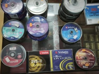 DVD+R y CD-R Verbatim, Maxell, MediaRange