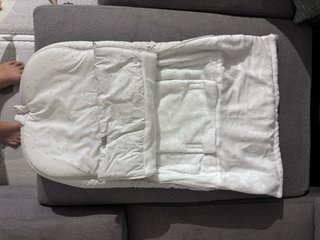 Saquito para capazo Corte Inglés