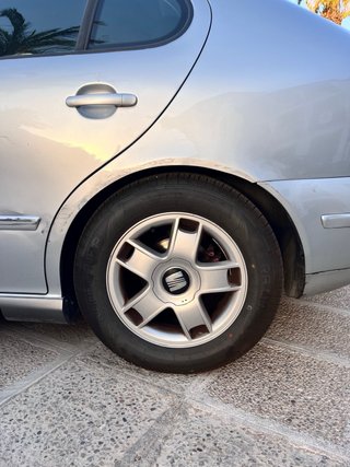 SEAT Leon 2000
