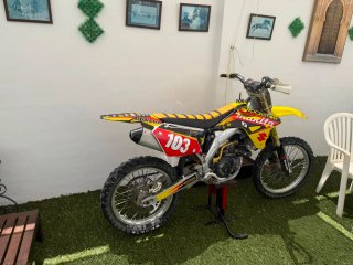 Suzuki RMZ 450 Motocross