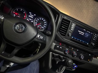 Furgoneta volkswagen crafter L3H3 año 2020 .