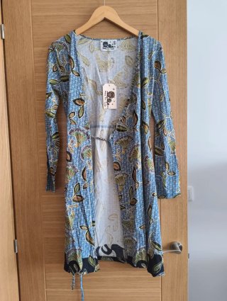 Vestido estampado floral manga larga