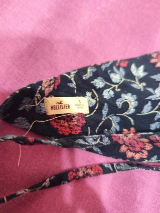 Mono Hollister floral