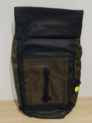 Mochila Eastpak Tecum Roll 20L Negra/Verde