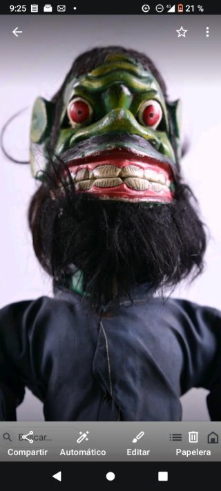 Marioneta Wayang Golek bajo pedido