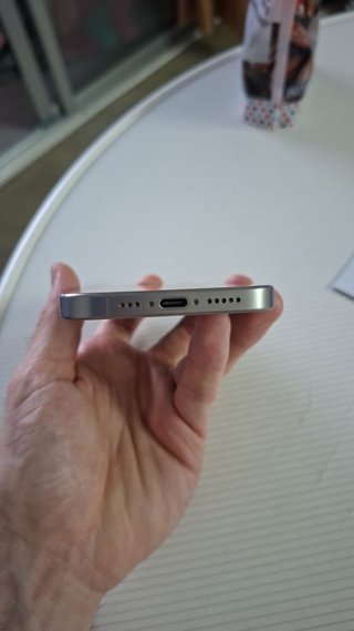 iPhone 15 Pro Titanio 128GB