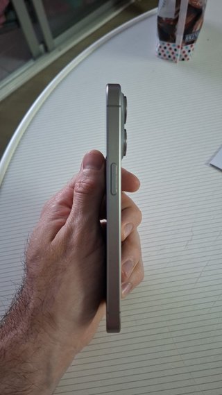 iPhone 15 Pro Titanio 128GB