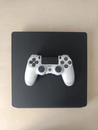 PlayStation 4 Slim 1Tb