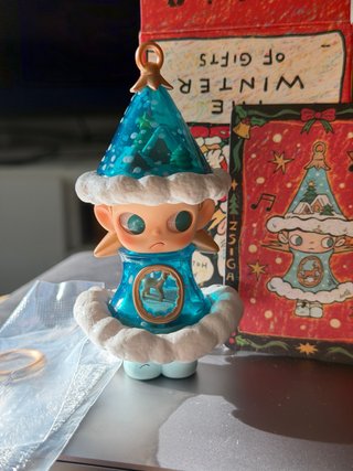 Figura Zsiga Invierno Navideño popmart