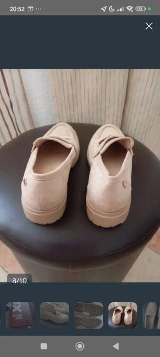 Mocasines ante beige de Xti en perfecto estado