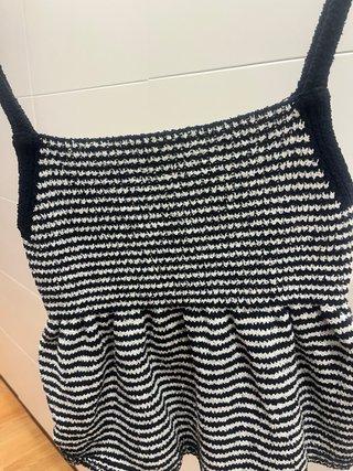 Top Zara Rayas Blanco y Negro