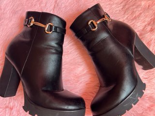 Botas negras tacón plataforma hebilla