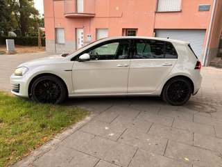 Volkswagen Golf GTI PERFOMANCE