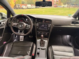 Volkswagen Golf GTI PERFOMANCE