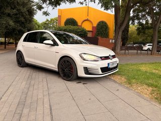 Volkswagen Golf GTI PERFOMANCE