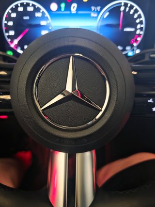 Mercedes-Benz GLC 300 e 4Matic PREMIUM PACK