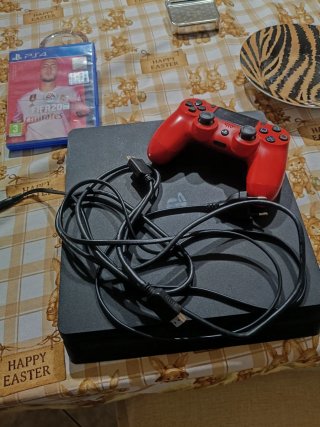 PlayStation 4 FIFA 20 + Controller Rosso