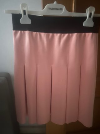 Falda rosa palo con cintura elástica