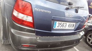 Kia faro derecho sorento i (jc) 2.5 crdi 22578020