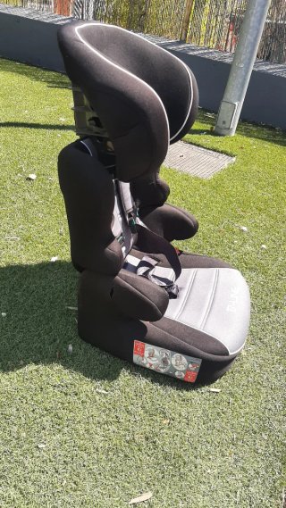 Silla de coche B-LINE negra