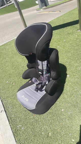 Silla de coche B-LINE negra