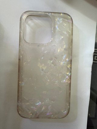 Funda iPhone 15 Pro nacarada