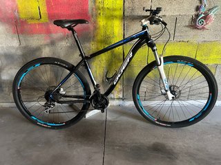 Bicicleta Montaña QUER Negra/Azul