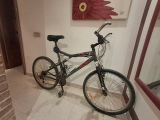 Bicicleta de Montaña Doble Suspensión