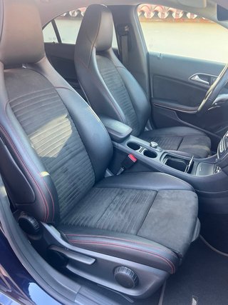 Mercedes-Benz CLA 200 AMG LINE 68,000 KM IMPECABLE