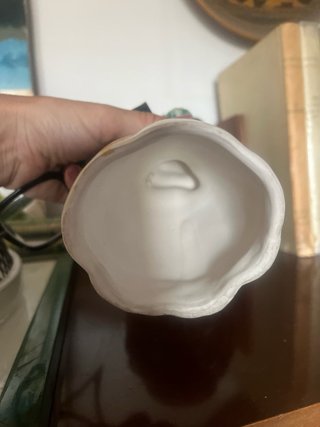 Statuina ceramica donna cesto Mario di Summo