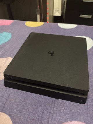 PS4 Slim Negra