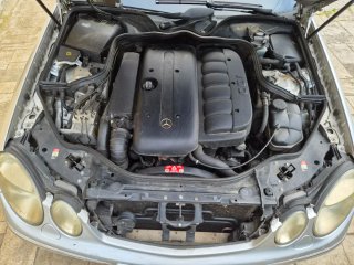 Mercedes-Benz Clase E 2004