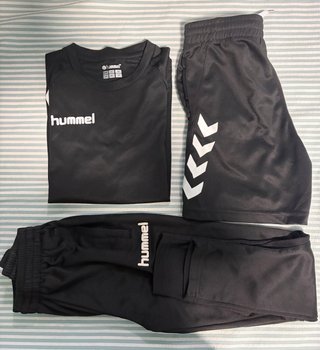 Conjunto AEM - Hummel negro Talla 10
