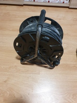 Enchufe alargador Wesser 4m H05VV-F3G2.5mm²