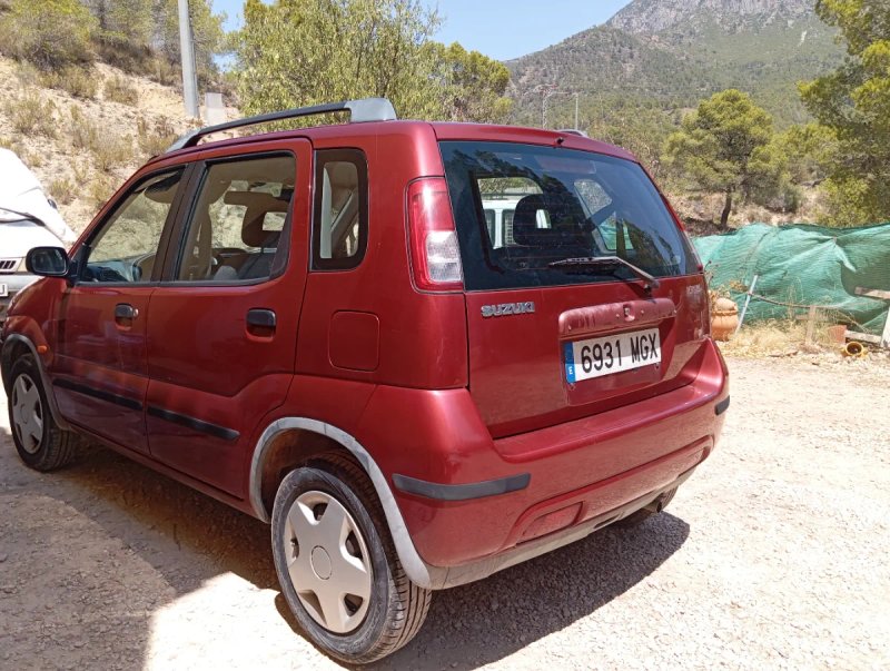 Suzuki Ignis 2001 - foto 1
