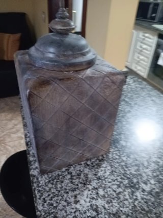 Jarrón Tibor Metálico y Madera