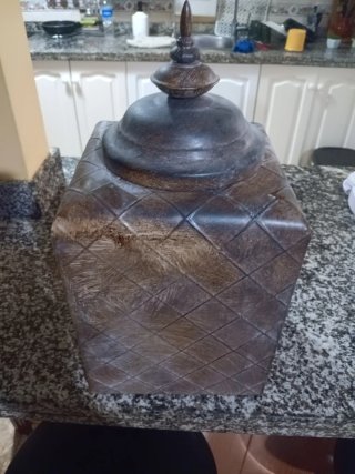 Jarrón Tibor Metálico y Madera