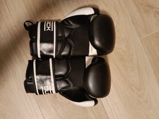 Guantes de Boxeo Outshock Negros y Blancos