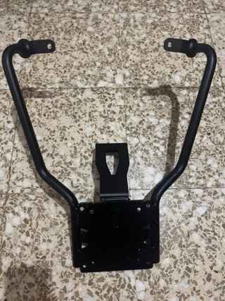 Porta baúl Vespa GTS 125 Negro