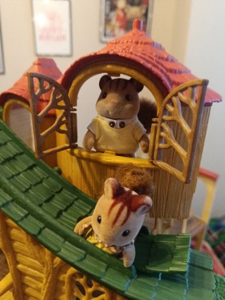 Casa del Árbol con cabaña Sylvanian Family