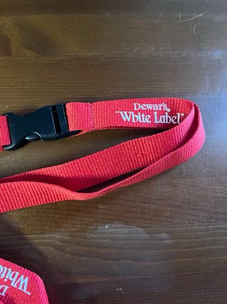 Merchandising White Label Dewar's