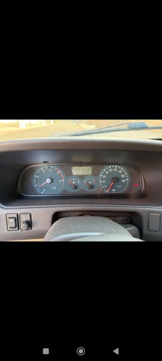 Nissan Terrano II 2001