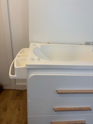 Cambiador bebé con bañera