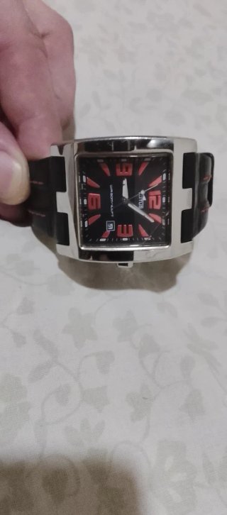 Reloj Lotus Hombre Negro y Plateado